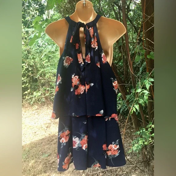 Listicle Romper - Picture 2 of 2